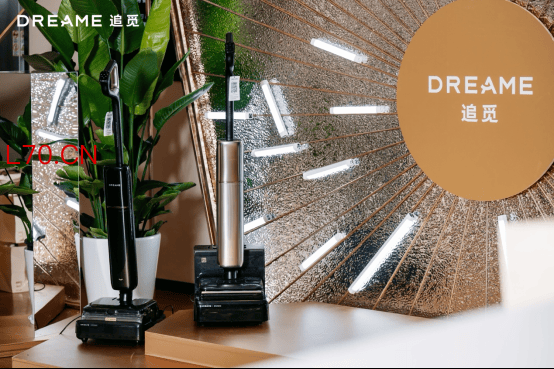 追觅洗地机发布超跑限量款旗舰，公益互动传递品牌温度